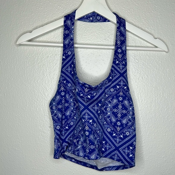 Self esteem halter super soft blue crop top paisley size S - Picture 1 of 5